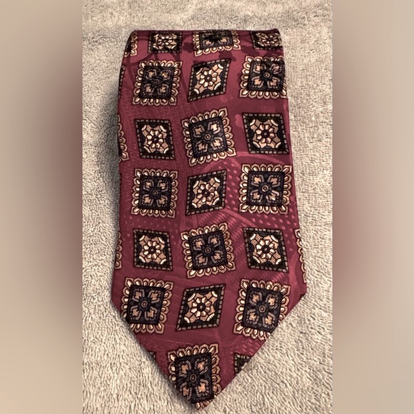 Gant limited edition men’s tie. - Picture 1 of 3